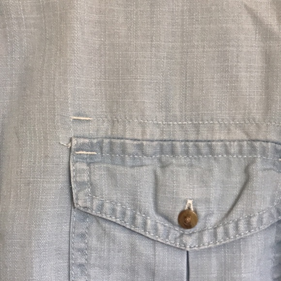 American Eagle chambray blue shirt - Picture 4 of 6